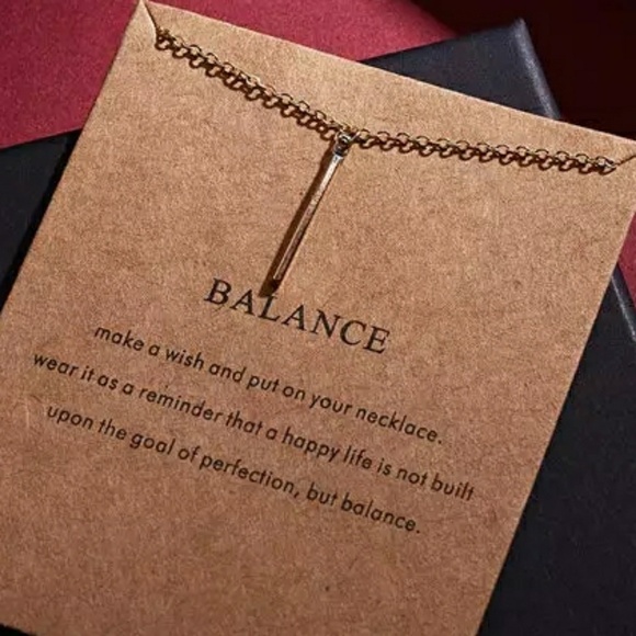 NWT Balance Necklace - Picture 4 of 4